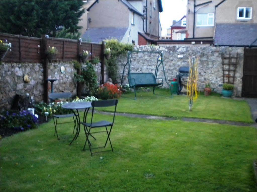 Glenavon Guest House Llandudno Exteriör bild